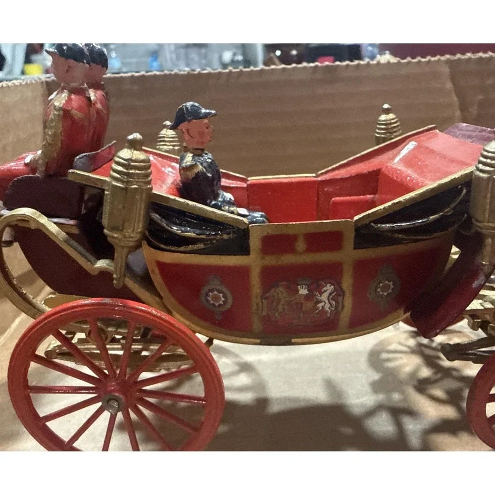 Vintage Britains Coronation Horse Drawn Coach Toy Soldiers Cast Metal Horses